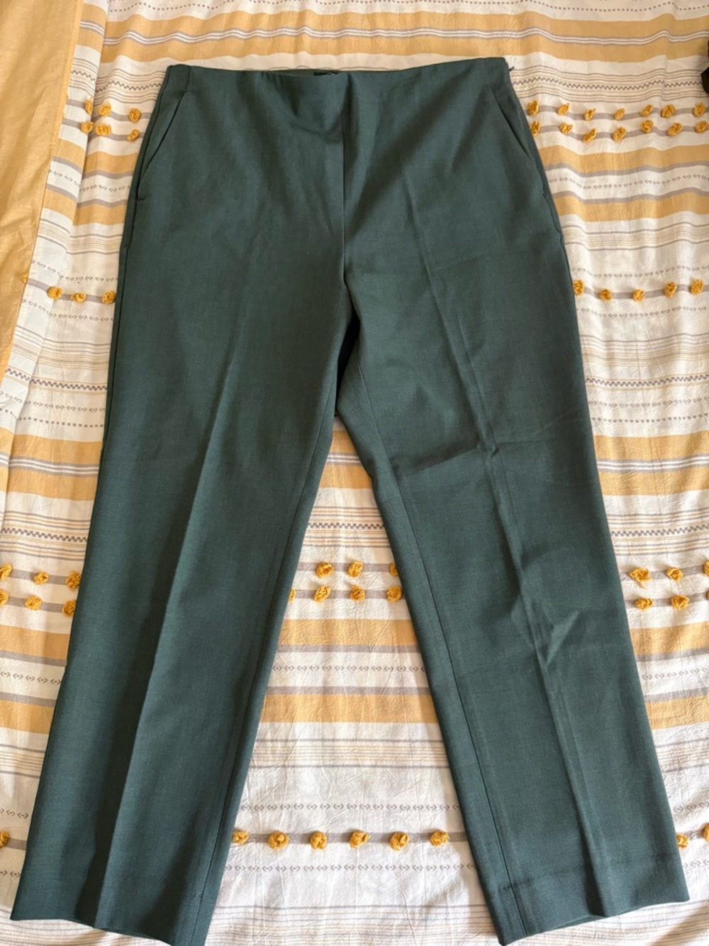 Ann Taylor Forest Green Ponte Ankle Pants